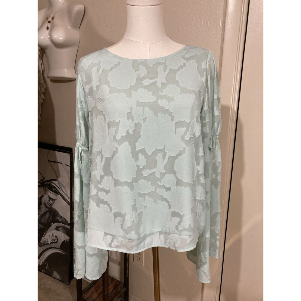 Leith Womens Green Floral Blouse Top Bell Flare Sleeve Romantic Size S D15